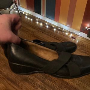 Black Naturalizer shoes size 7 1/2 leather upper balance quality man made